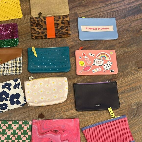 Bag mini’s epsy , Mary Kay ect bundle  mini, coin, excellent condition 26 total - Picture 9 of 12